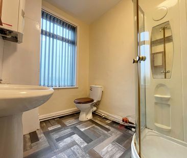 Flat to rent on - Photo 3