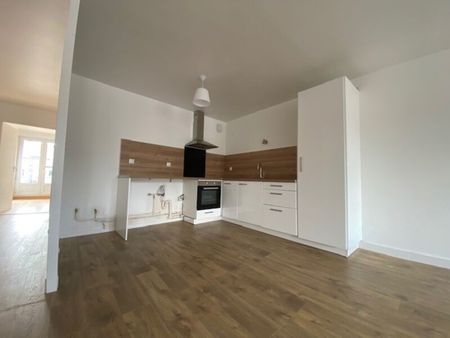 Location Appartement 3 pièces 87m² - Photo 4