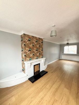 12 Tara Crescent, Newtownards, BT23 7DF - Photo 1