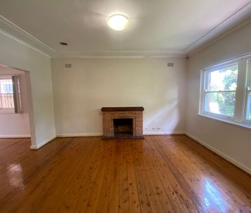 GREAT LOCATION!!! - Photo 1