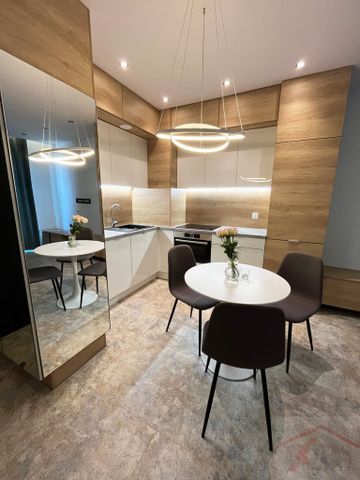 Wysoki Standard! Centrum, 2 pokoje, parking. (430592) - Фото 4