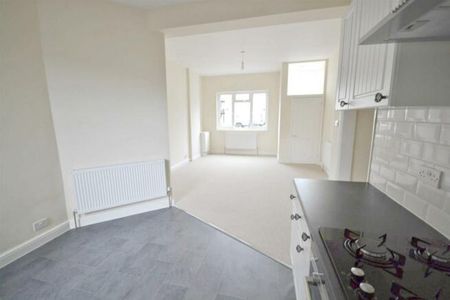 1 bedroom apartment to rent Manning Road, Felixstowe, IP11 - Photo 2