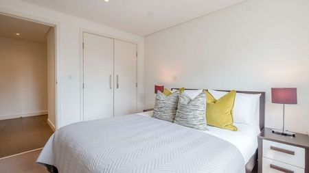 Merchant Square, Paddington, London W2 - Photo 3