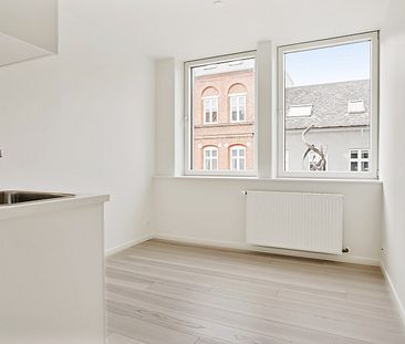 Skøn lejlighed tæt på alt - Foto 4