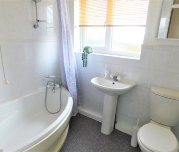 1 bedroom semi-detached house to rent - Photo 4