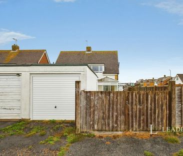 2 bedroom house to rent Went Hill Gardens, Eastbourne, East Sussex,... - Photo 6