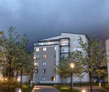 Drottning Kristinas Esplanad, Solna - Photo 3