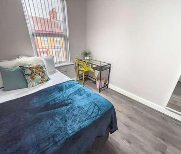 Gilroy Road, L6 - Photo 6