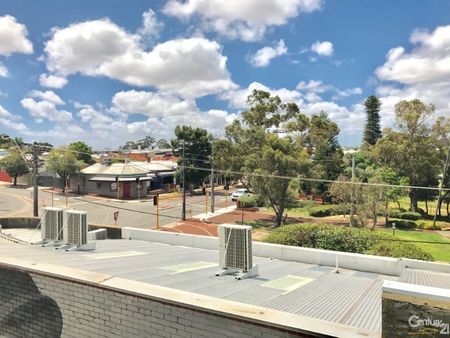 Great Views from the Balcony&excl;&excl;&excl;&excl;&excl;&excl;&excl; &commat; &dollar;620 Per Week - Photo 2
