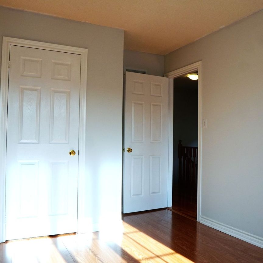 For Lease - 153 Kimono Crescent, Richmond Hill, Ontario - Photo 1