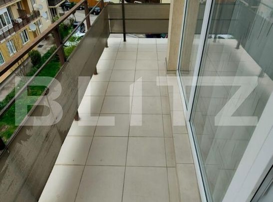 Apartament 3 camere, 59 mp, 2 parcari, zona Florilor - Photo 1
