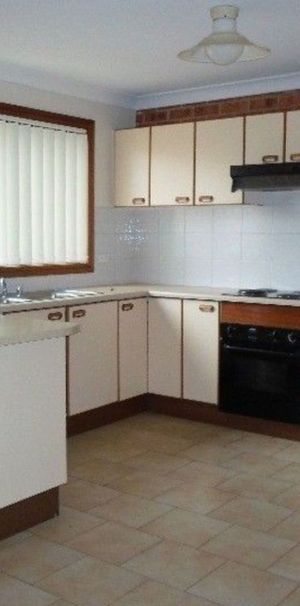 3 Bedroom Home, in a Prime Location! - Photo 1