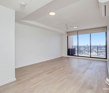 CIENNA VARSITY RIDGE - 1 Bedroom Executive Apartment - Photo 4