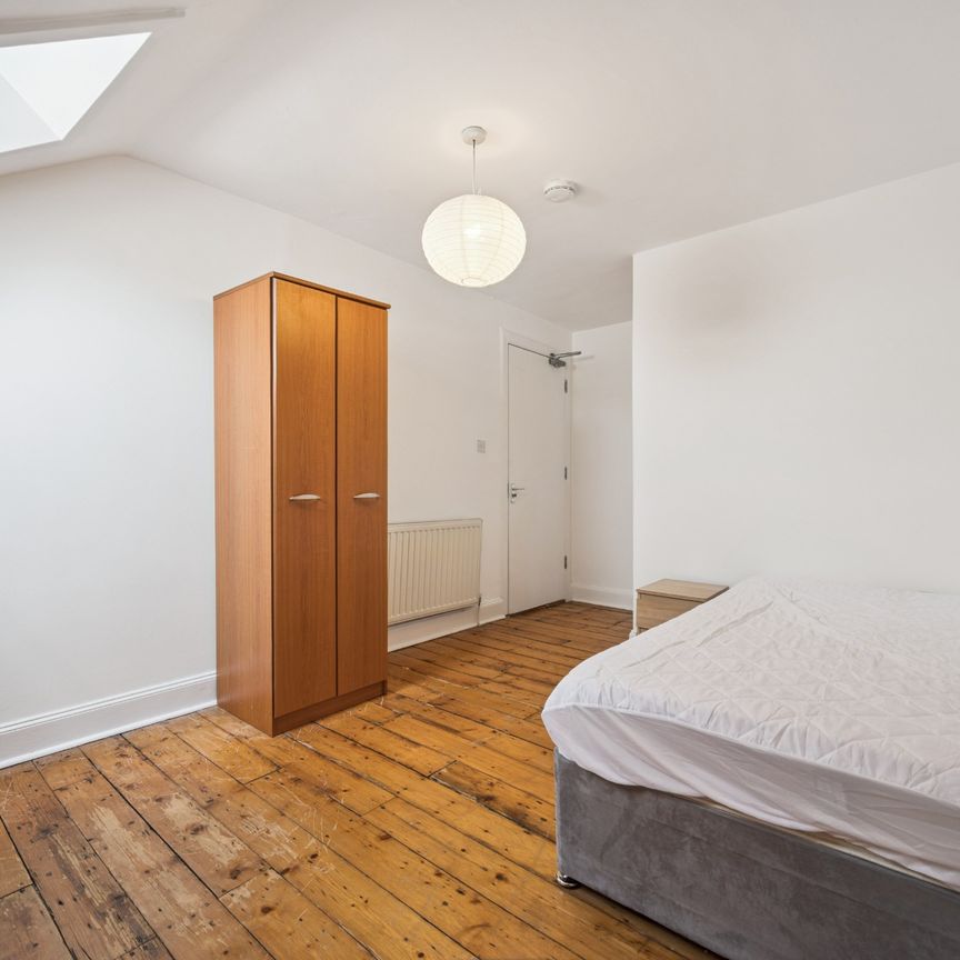 Arlington Street - Photo 1