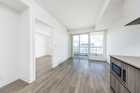 For Lease - 5 Buttermill Avenue Unit# 1106, Vaughan, Ontario - Photo 5