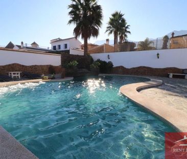 Luxury Villa for rent in Alhaurín el Grande, Andalusia - Photo 4