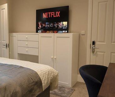 1 bedroom in a house share to rent - Photo 5