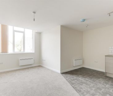 1 Bed Apartment For Rent - Photo 4