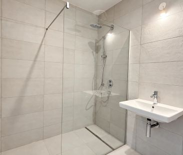 / ERSTBEZUG / 2 ZIMMER / AB SOFORT VERFÜGBAR / FREIFLÄCHE - Photo 2