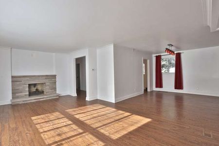 For Lease - 1336 Queen Victoria Avenue, Mississauga, Ontario - Photo 3