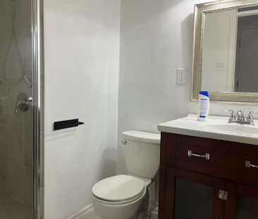 For Lease - 180 Royal Orchard Boulevard Unit# a room on the ground,... - Photo 3