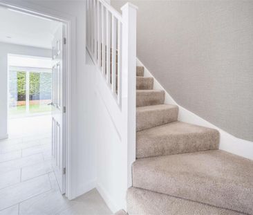 3 bedroom detached house to rent - Photo 2