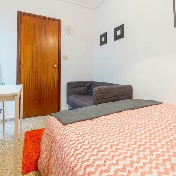 Carrer del Poeta Mas i Ros, Valencia, Valencian Community 46022 - Foto 1