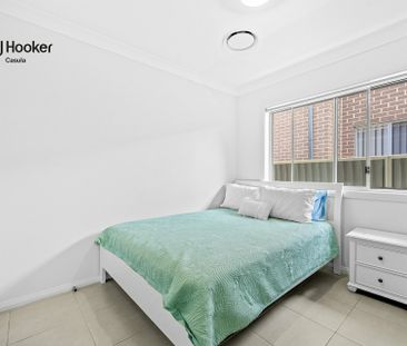 Modern Family Home - Photo 5