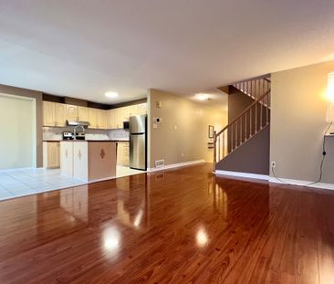 For Lease - 21 Karendale Street, Barrhaven, Ontario - Photo 6