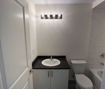 For Lease - 39 Mia Drive, Hamilton, Ontario - Photo 3