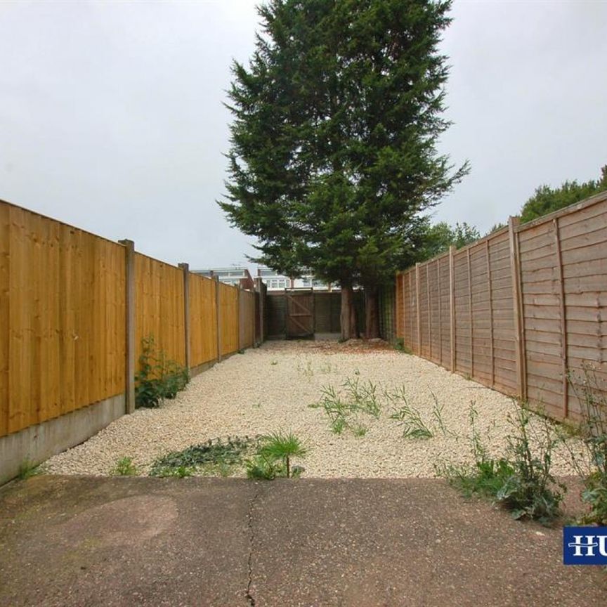 Grosvenor Way, Brierley Hill - Photo 1