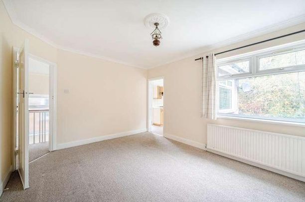 Lowther Road, Stanmore, HA7 - Photo 1