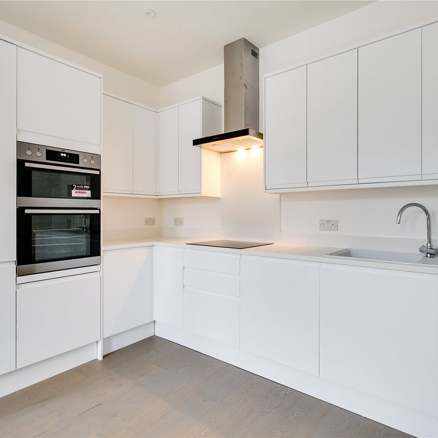 Hetley Road, Shepherds Bush, W12, London - Photo 1