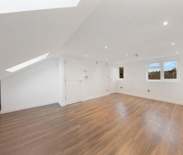 3 bedroom flat to rent - Photo 5