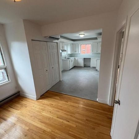 5 1/2 rénové et peinturé à LaSalle - Photo 4