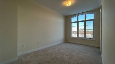 For Lease - 4287 Major Mackenzie Drive, Markham, Ontario - Photo 3