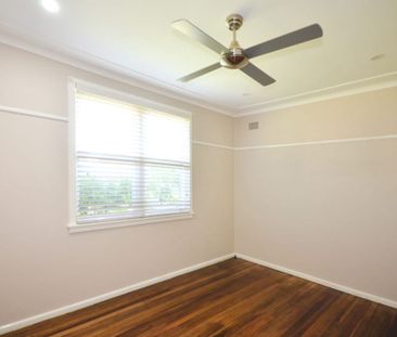 Family Home for Rent - 50 Janice Street, Seven Hills - Photo 6