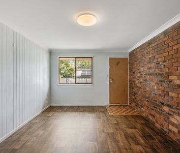 Spacious 3 Bedroom Duplex - Photo 1