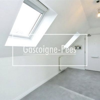 Town Centre, RG21 - Photo 1