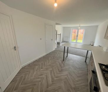 2 bedroom terraced house to rent - Photo 6