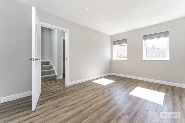 Osprey Place, March - Photo 1