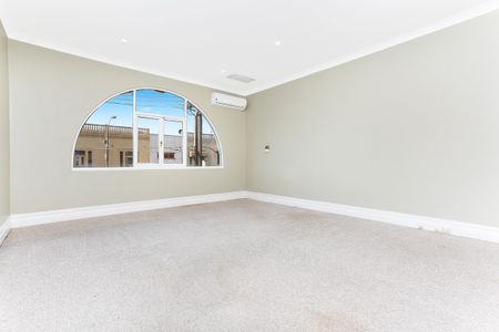 202 Parramatta Road, Stanmore NSW 2048 - House For Rent | Domain - Photo 4