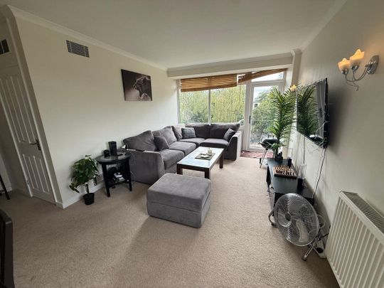 St Augustines Avenue, Croydon, CR2 6 - Photo 1