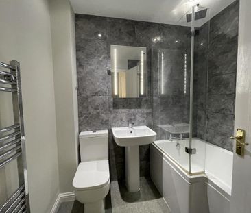 2 bedroom semi-detached house to rent - Photo 6