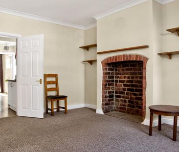 4 bedroom House To Let - Photo 1