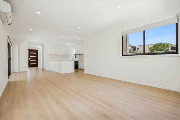 Brand-New Designer Chic Near Amenities - Photo 1