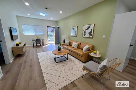 Recently Renovated House + Grannyflat - Photo 2