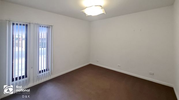 Uniquely designed! - Photo 1