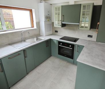 3 bedroom House To Let Total Size: 1194 SQ FT - Photo 4