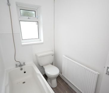 2 bedroom terraced house to rent - Photo 6